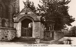 Guiseley St Oswalds Church