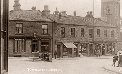 Guiseley Town Gate