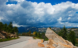 Estes Park Sign