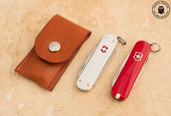 Victorinox Classic Leather Pouch