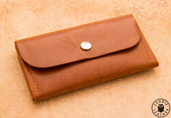 Leather compact purse